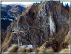 foto Salita dal Monte Tomba a Cima Grappa